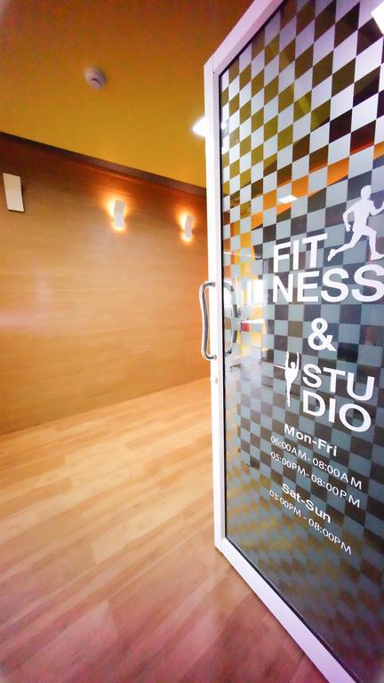 A18 Hotel Nonthaburi Bagian luar foto