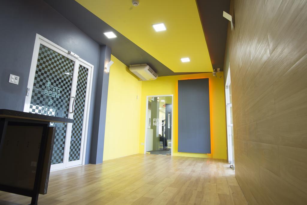A18 Hotel Nonthaburi Bagian luar foto