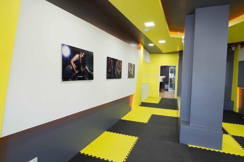 A18 Hotel Nonthaburi Bagian luar foto