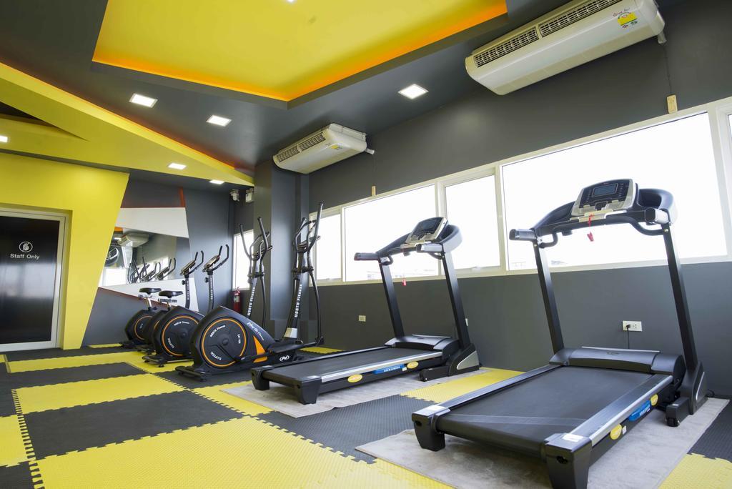 A18 Hotel Nonthaburi Bagian luar foto