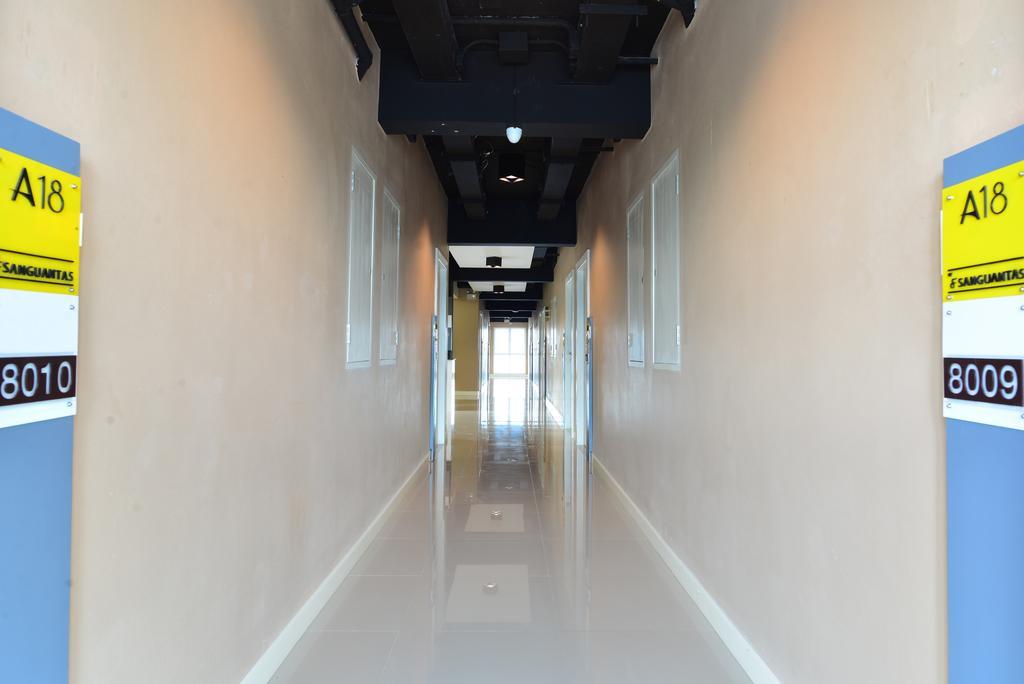A18 Hotel Nonthaburi Bagian luar foto