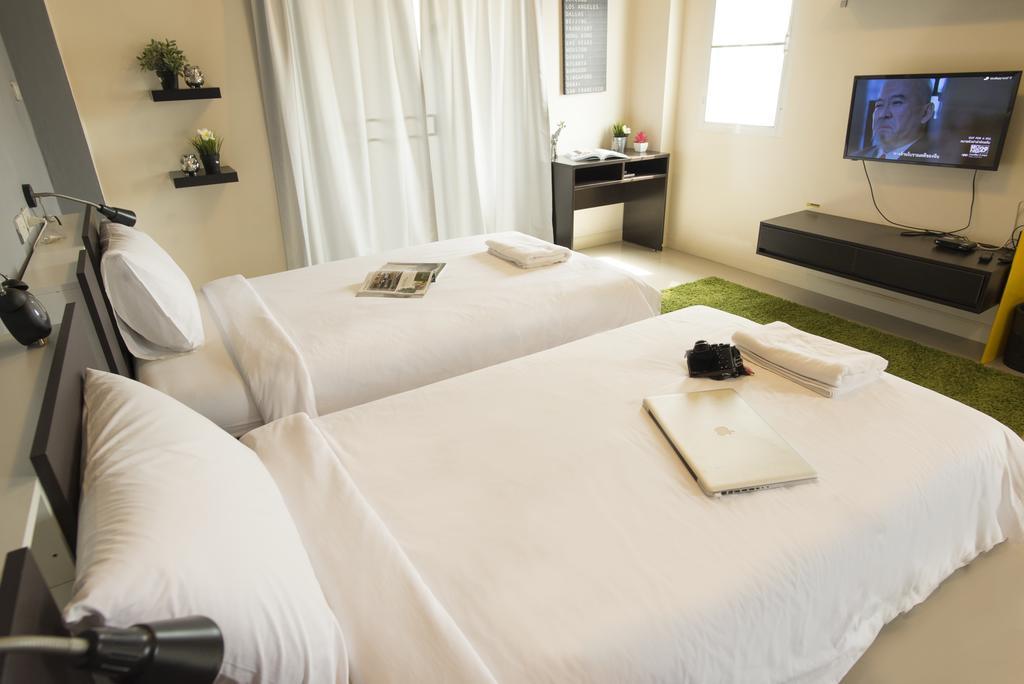 A18 Hotel Nonthaburi Bagian luar foto