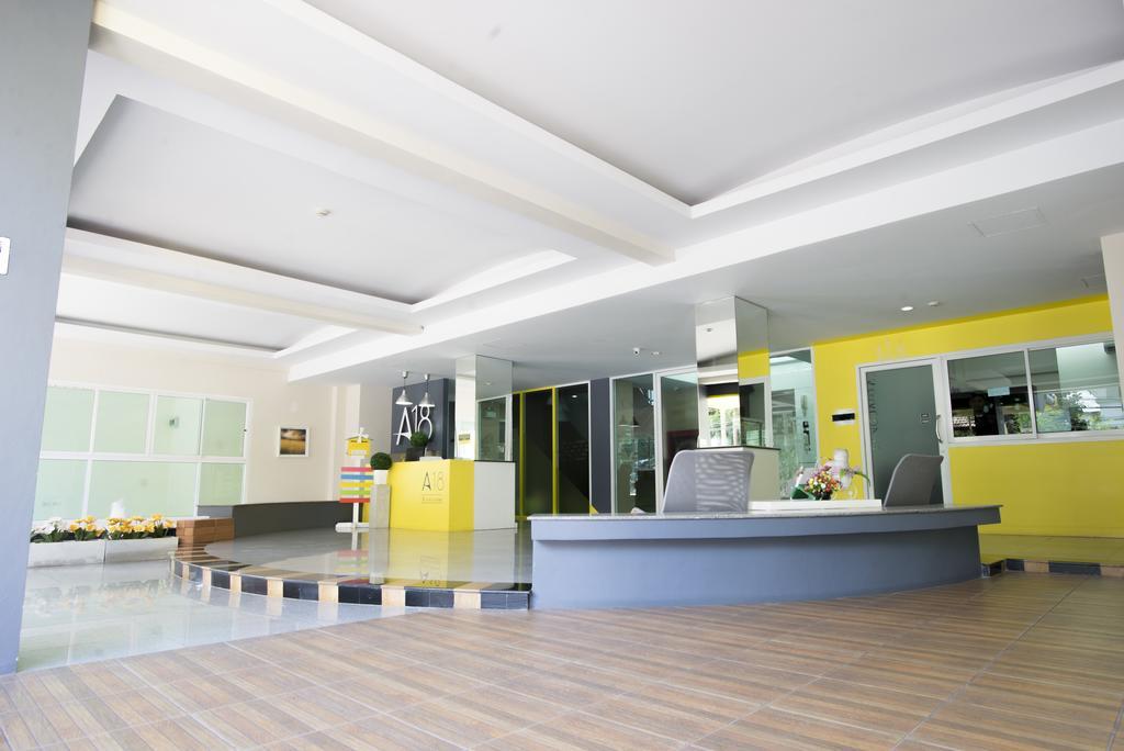 A18 Hotel Nonthaburi Bagian luar foto