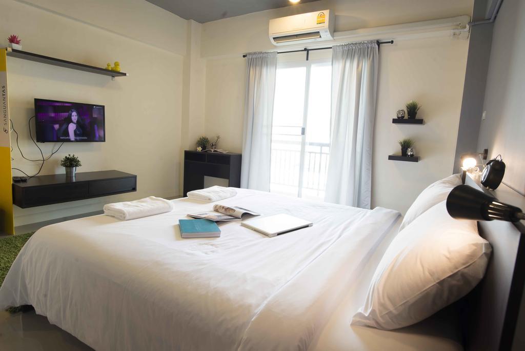 A18 Hotel Nonthaburi Bagian luar foto