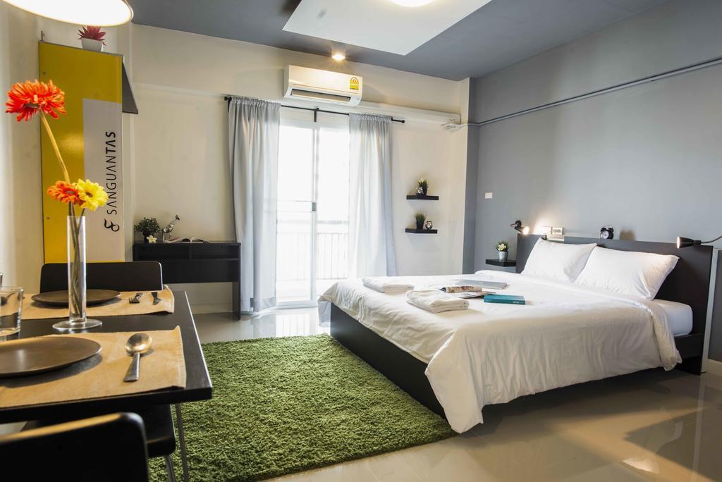 A18 Hotel Nonthaburi Bagian luar foto