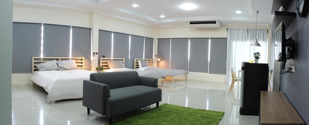 A18 Hotel Nonthaburi Bagian luar foto