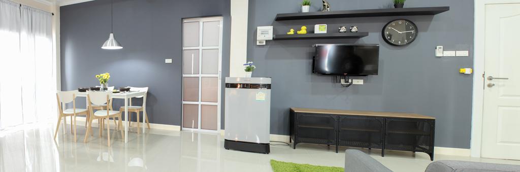 A18 Hotel Nonthaburi Bagian luar foto